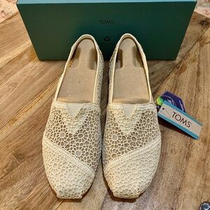 TOMS Women's Alpargata Natural Moroccan Crochet Size 9